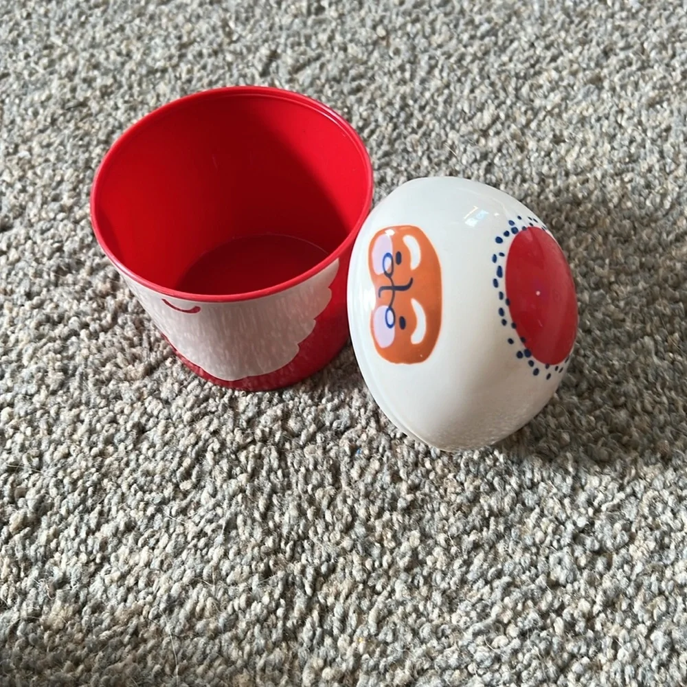 Container - Picture 2 of 2